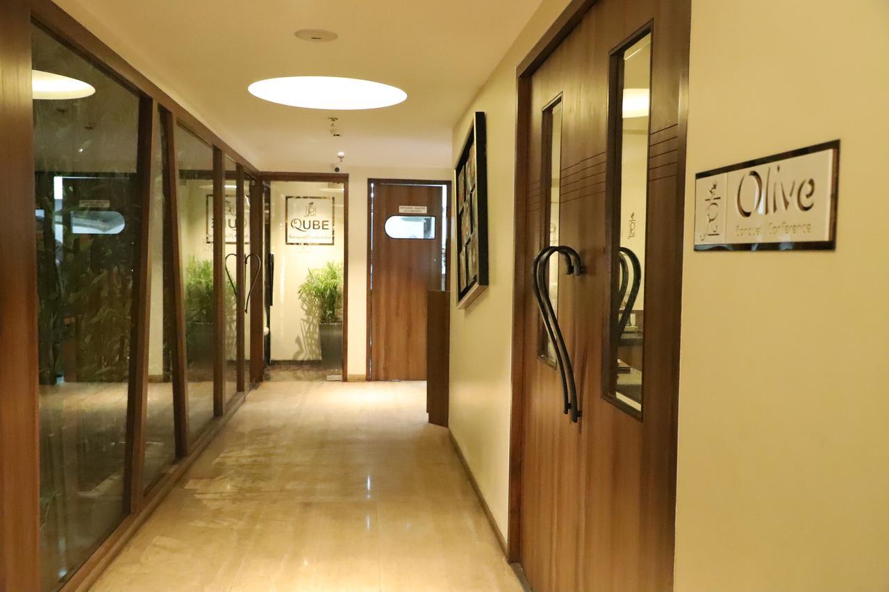 Hotel Reyansh Grand Boisar Luaran gambar